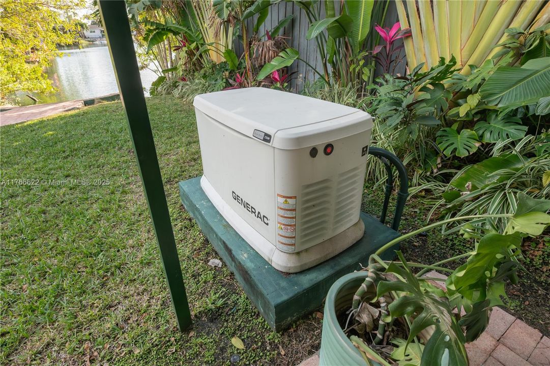 Recently Sold: $1,699,900 (5 beds, 3 baths, 2751 Square Feet)