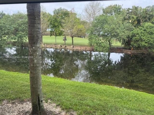 Недавно продано: $210,000 (1 спален, 1 ванн, 743 Квадратных фут)