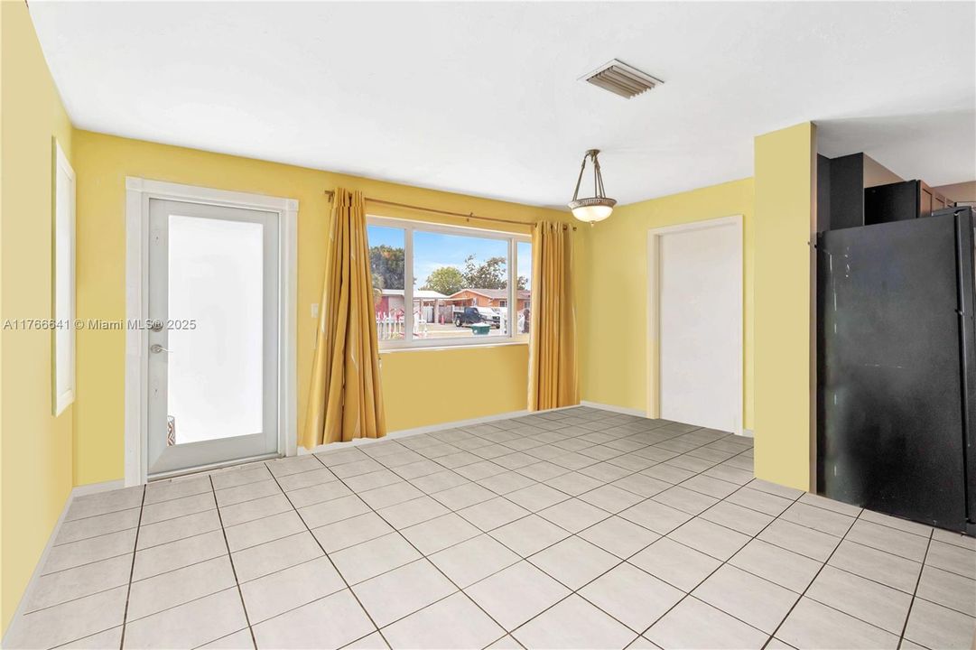 Living Room with Owners Furniture Removed