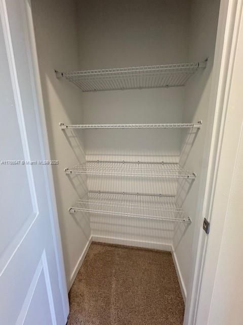 最近售出: $389,990 (3 贝兹, 2 浴室, 0 平方英尺)