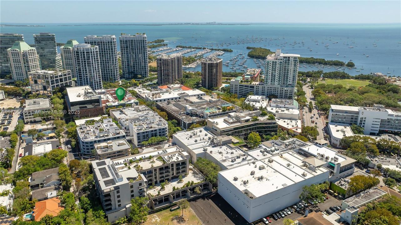 Recently Sold: $995,000 (2 beds, 2 baths, 1344 Square Feet)