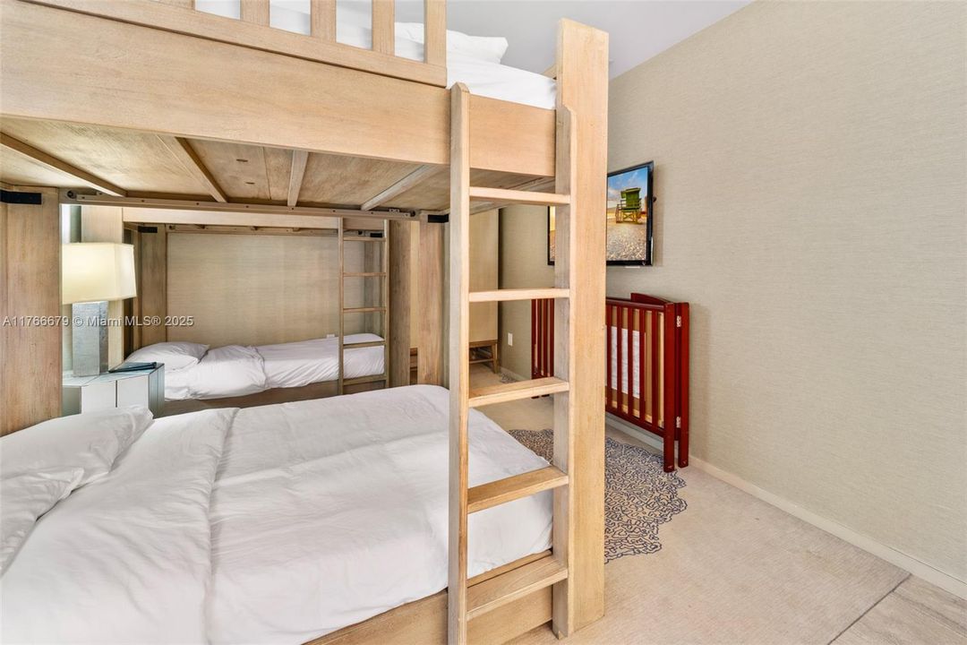 Vendido Recientemente: $2,700,000 (2 camas, 2 baños, 1069 Pies cuadrados)