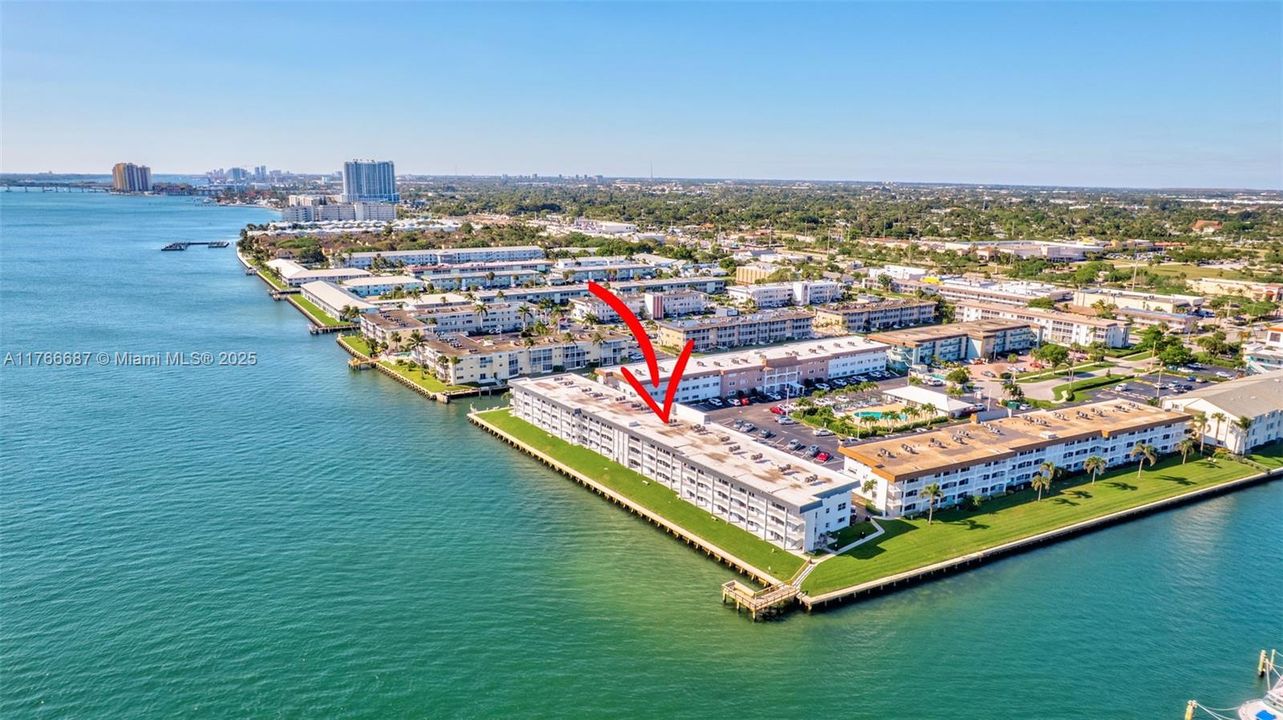 Vendido Recientemente: $219,999 (1 camas, 1 baños, 672 Pies cuadrados)