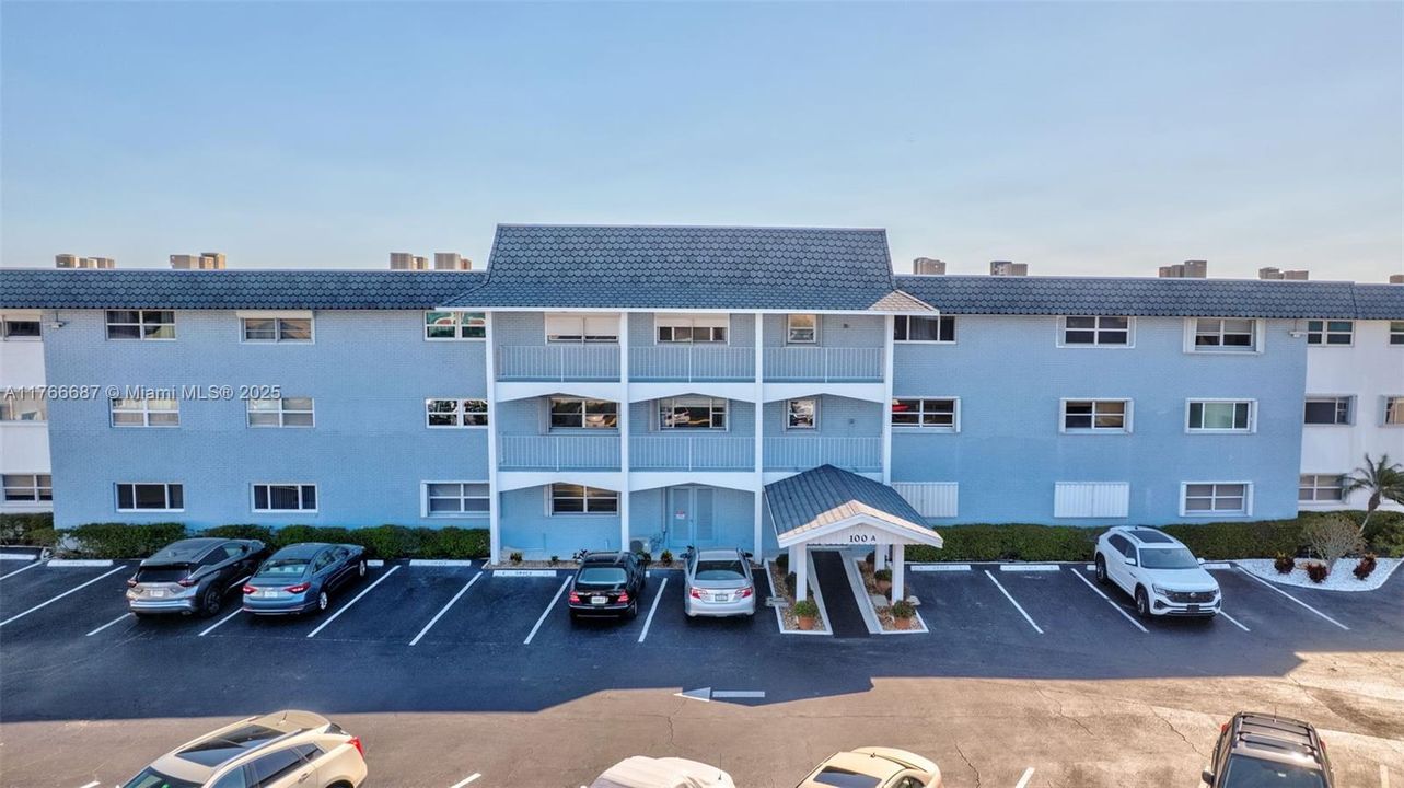 Vendido Recientemente: $219,999 (1 camas, 1 baños, 672 Pies cuadrados)