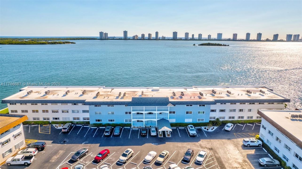 Vendido Recientemente: $219,999 (1 camas, 1 baños, 672 Pies cuadrados)