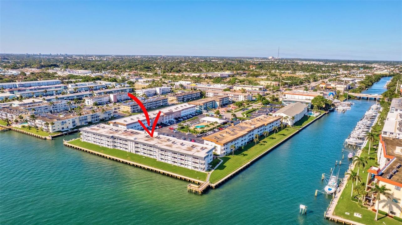 Vendido Recientemente: $219,999 (1 camas, 1 baños, 672 Pies cuadrados)