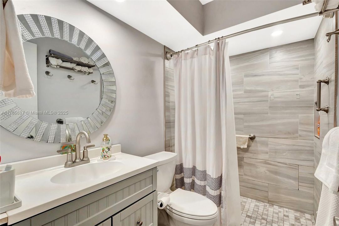 Vendido Recientemente: $219,999 (1 camas, 1 baños, 672 Pies cuadrados)