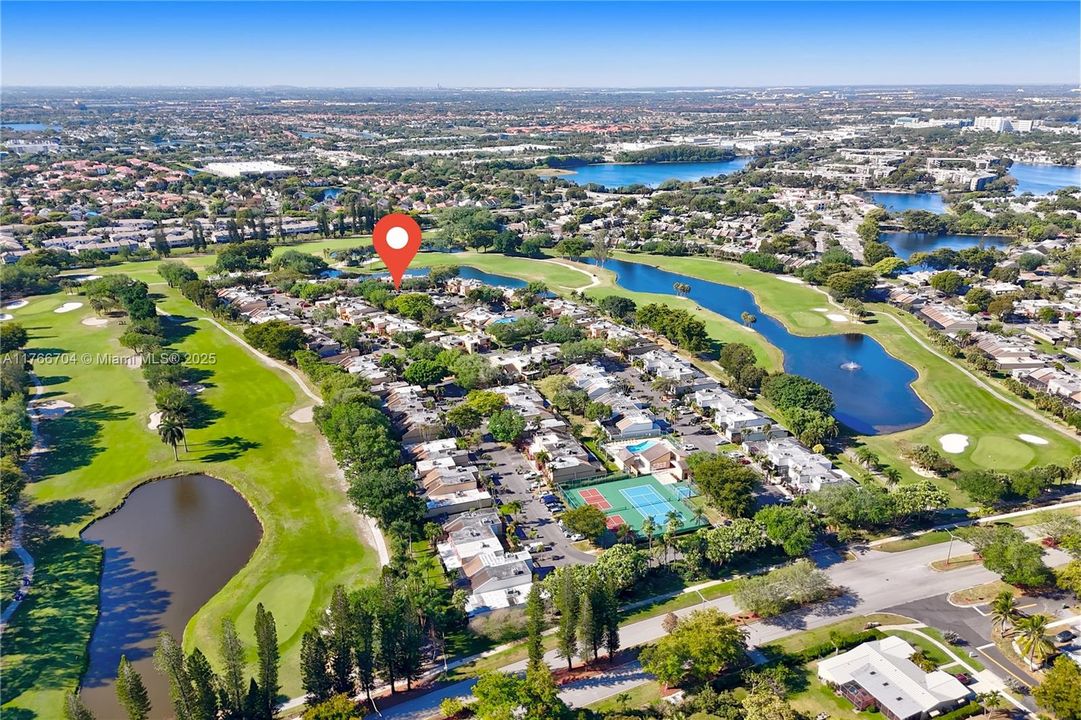 Recently Sold: $449,999 (3 beds, 2 baths, 1323 Square Feet)