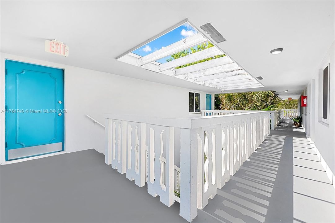 Недавно арендовано: $2,100 (1 спален, 1 ванн, 600 Квадратных фут)