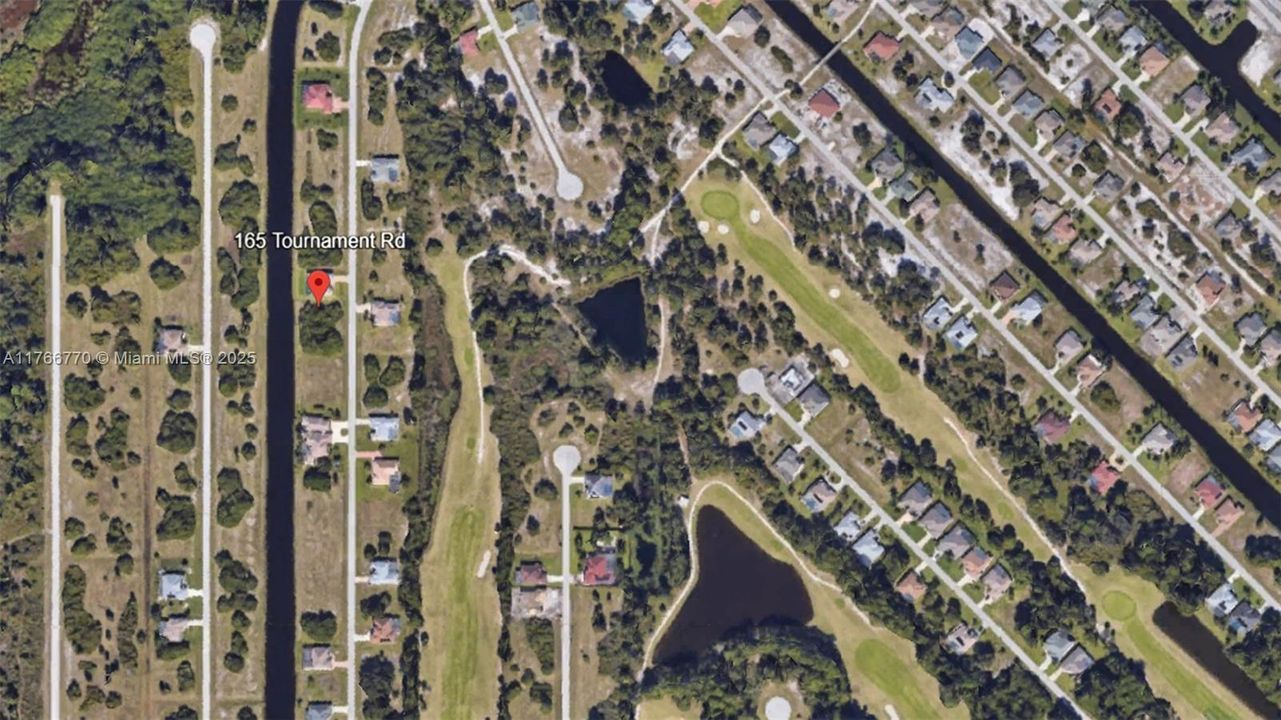 На продажу: $49,000 (0.23 acres)