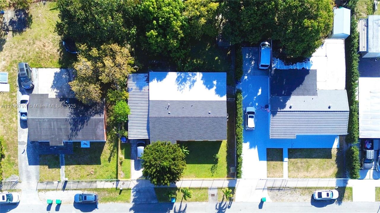 最近售出: $530,000 (3 贝兹, 2 浴室, 1170 平方英尺)