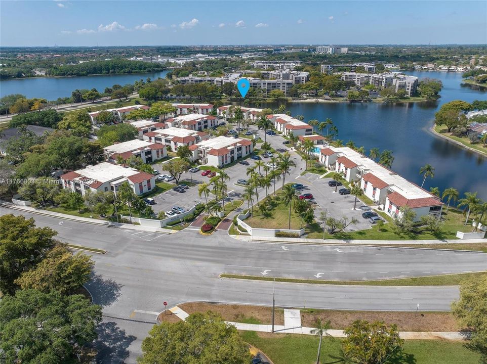 Vendido Recientemente: $315,000 (2 camas, 2 baños, 940 Pies cuadrados)