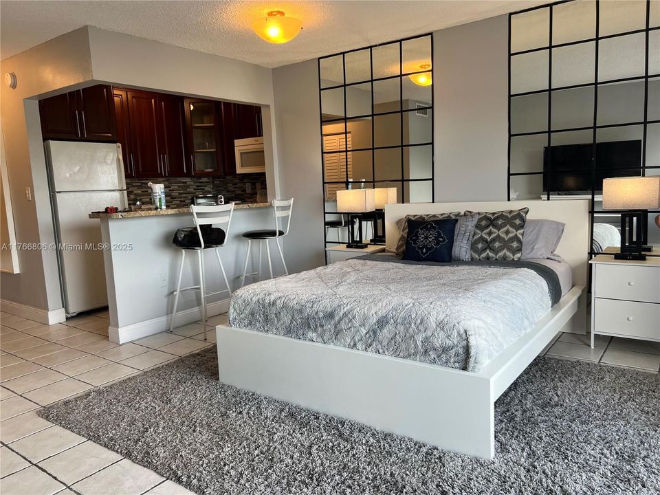 Recently Sold: $135,000 (0 beds, 1 baths, 420 Square Feet)