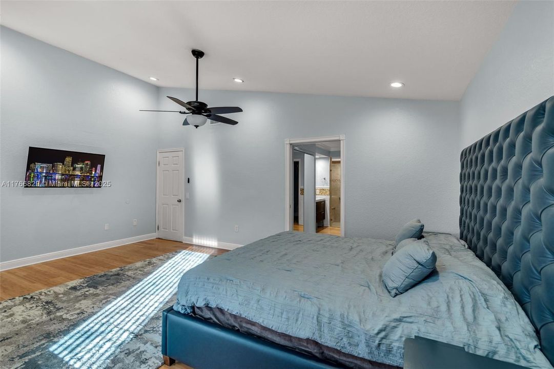 For Sale: $660,000 (3 beds, 2 baths, 2146 Square Feet)