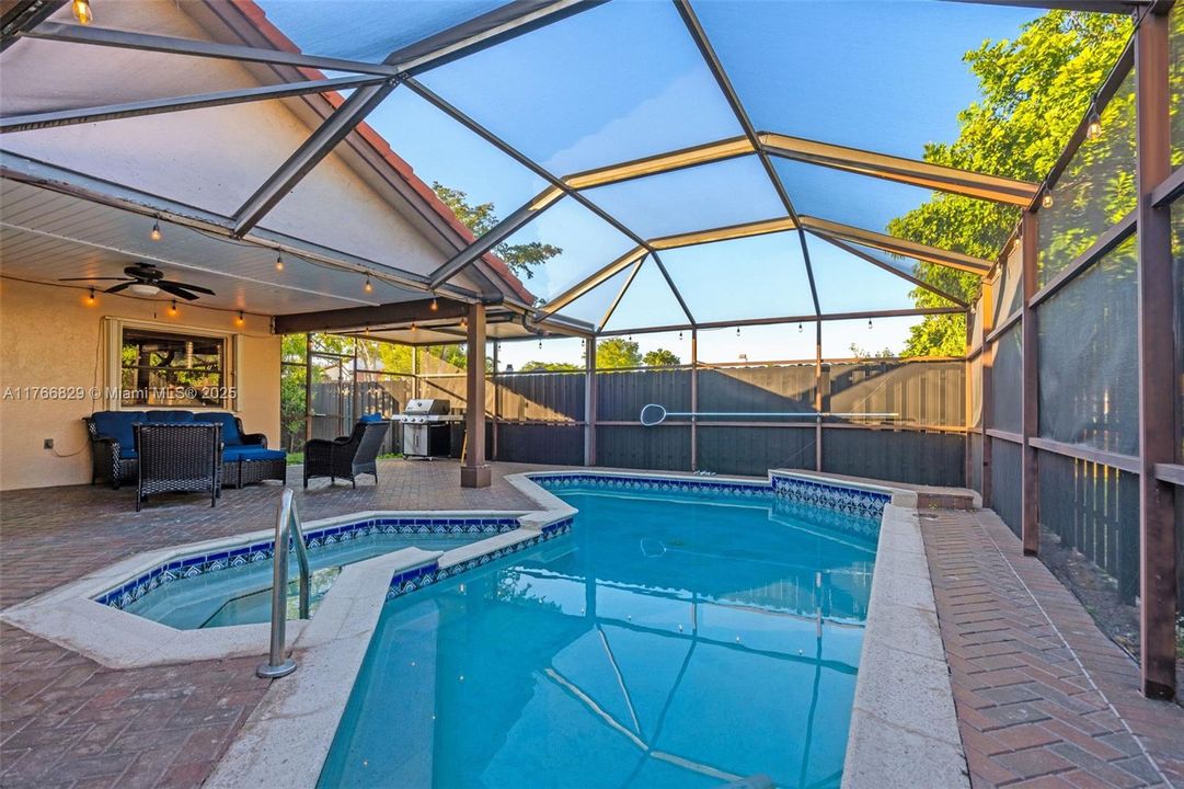 For Sale: $660,000 (3 beds, 2 baths, 2146 Square Feet)