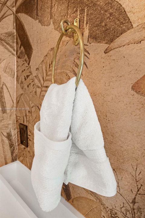 Недавно продано: $835,000 (2 спален, 2 ванн, 1209 Квадратных фут)