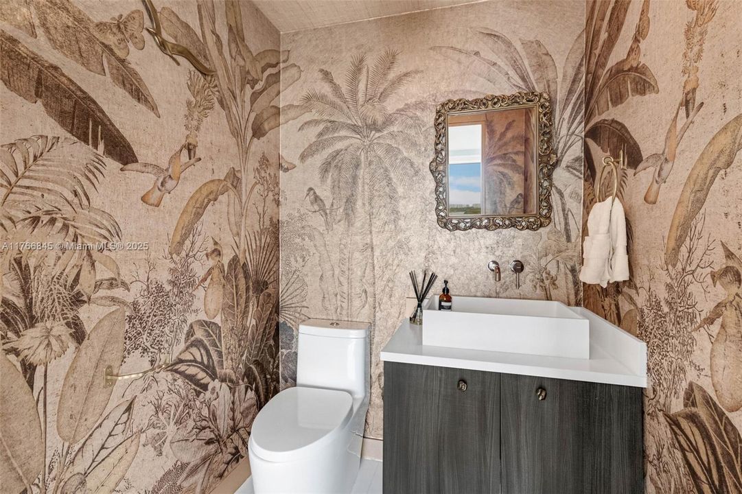 Недавно продано: $835,000 (2 спален, 2 ванн, 1209 Квадратных фут)