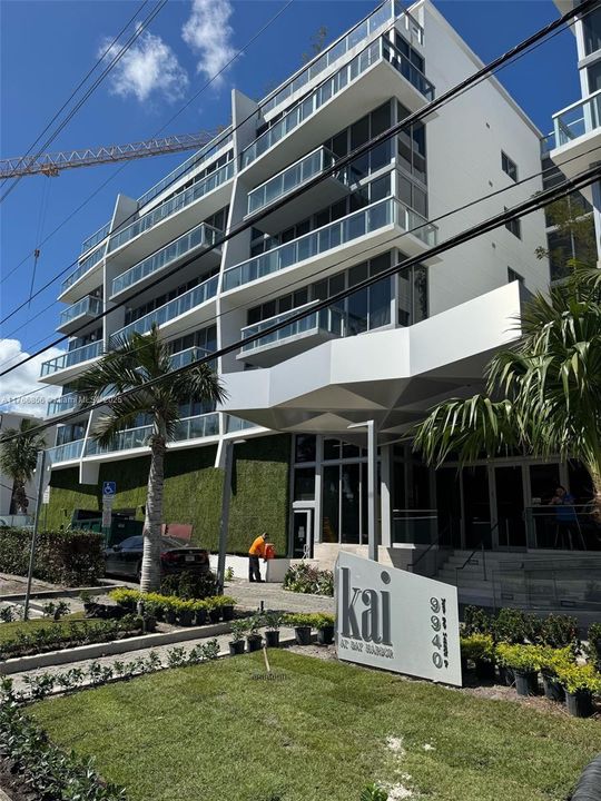 待售: $1,250,000 (2 贝兹, 2 浴室, 1276 平方英尺)