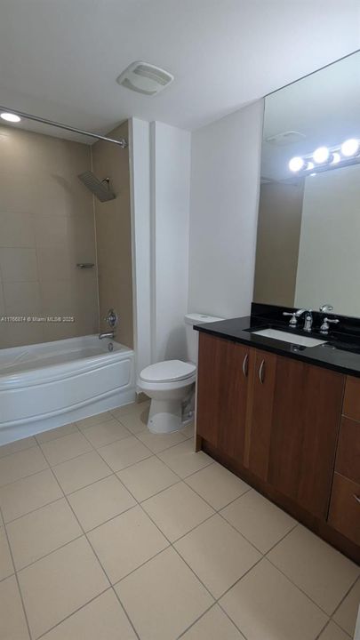 Recently Rented: $3,900 (2 beds, 2 baths, 1091 Square Feet)