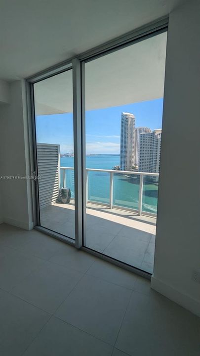 Recently Rented: $3,900 (2 beds, 2 baths, 1091 Square Feet)