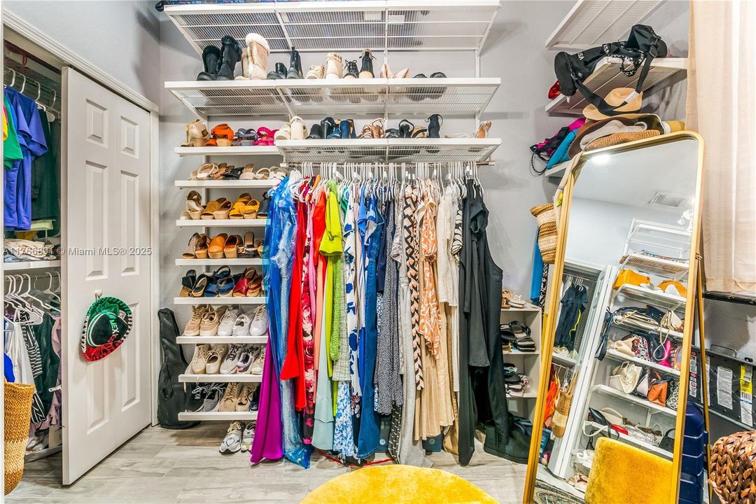 最近售出: $520,000 (3 贝兹, 2 浴室, 1476 平方英尺)