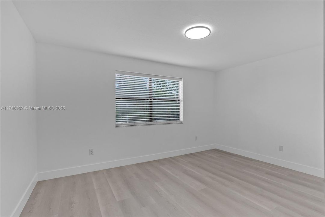 最近租的: $2,250 (3 贝兹, 2 浴室, 1195 平方英尺)