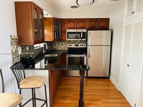 Recently Sold: $4,400,000 (0 beds, 0 baths, 0 Square Feet)