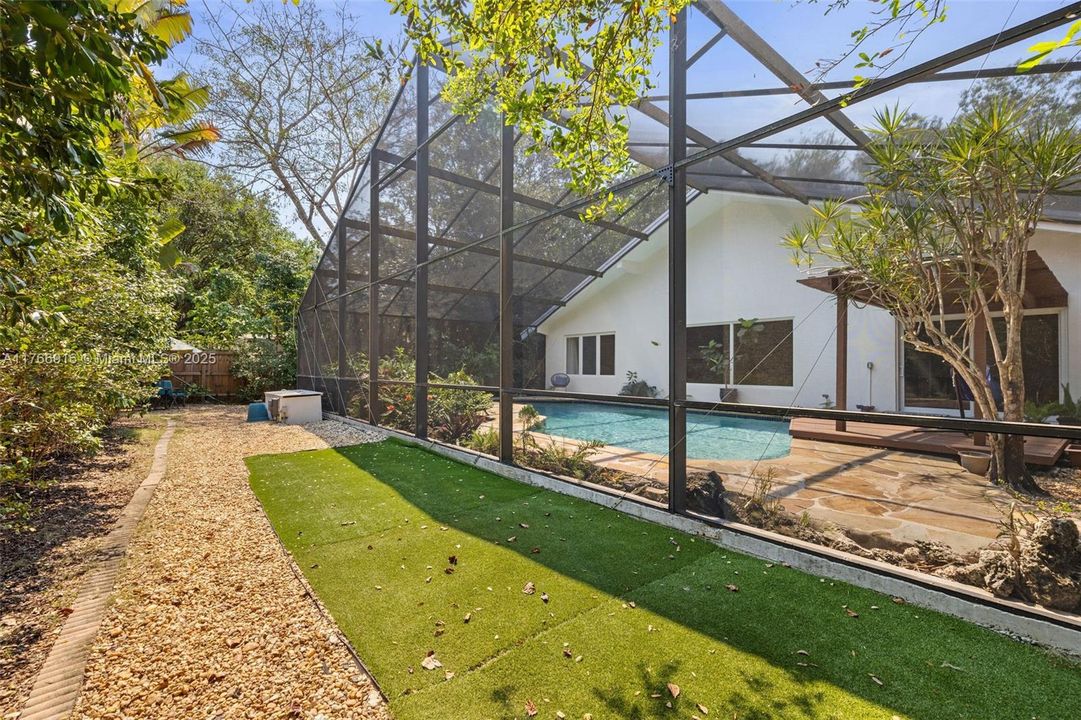 Recently Sold: $1,885,000 (3 beds, 3 baths, 3189 Square Feet)