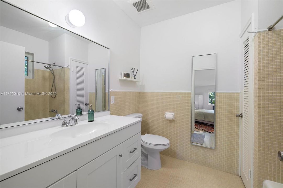 Recently Sold: $1,885,000 (3 beds, 3 baths, 3189 Square Feet)