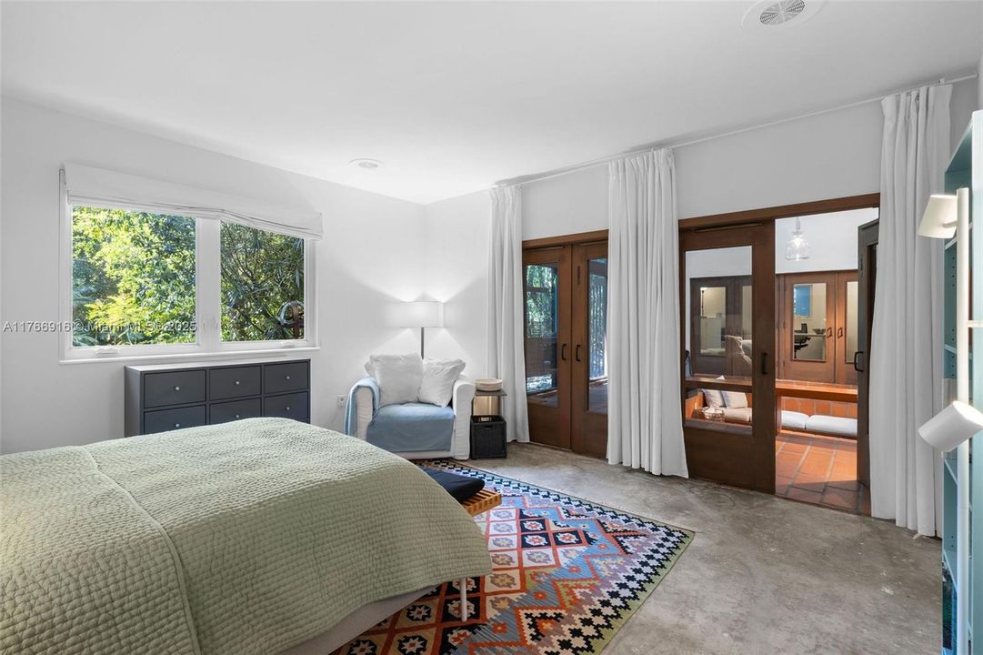 Recently Sold: $1,885,000 (3 beds, 3 baths, 3189 Square Feet)