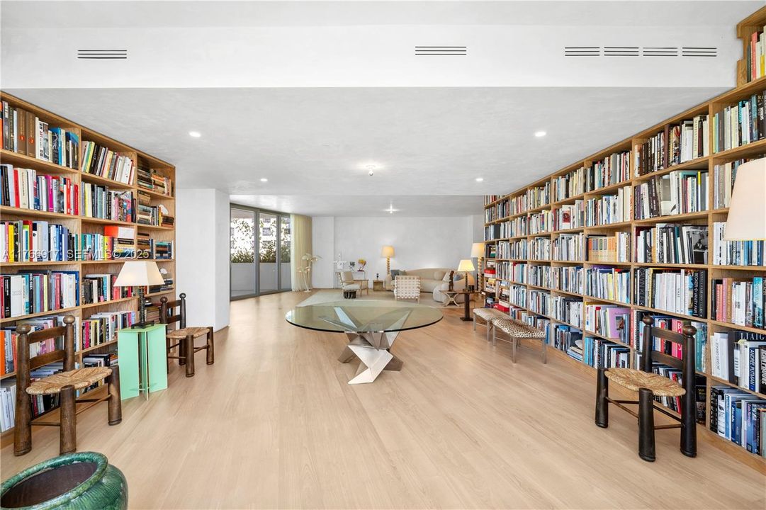 For Sale: $11,900,000 (5 beds, 5 baths, 3936 Square Feet)