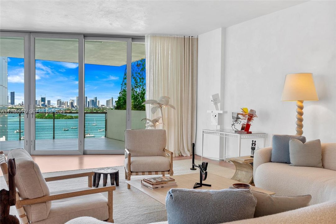 For Sale: $11,900,000 (5 beds, 5 baths, 3936 Square Feet)