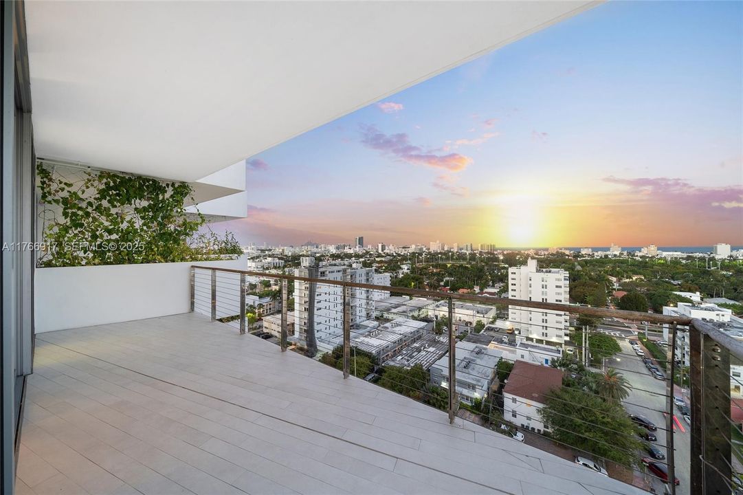 For Sale: $11,900,000 (5 beds, 5 baths, 3936 Square Feet)