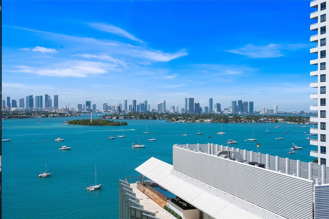 For Sale: $11,900,000 (5 beds, 5 baths, 3936 Square Feet)