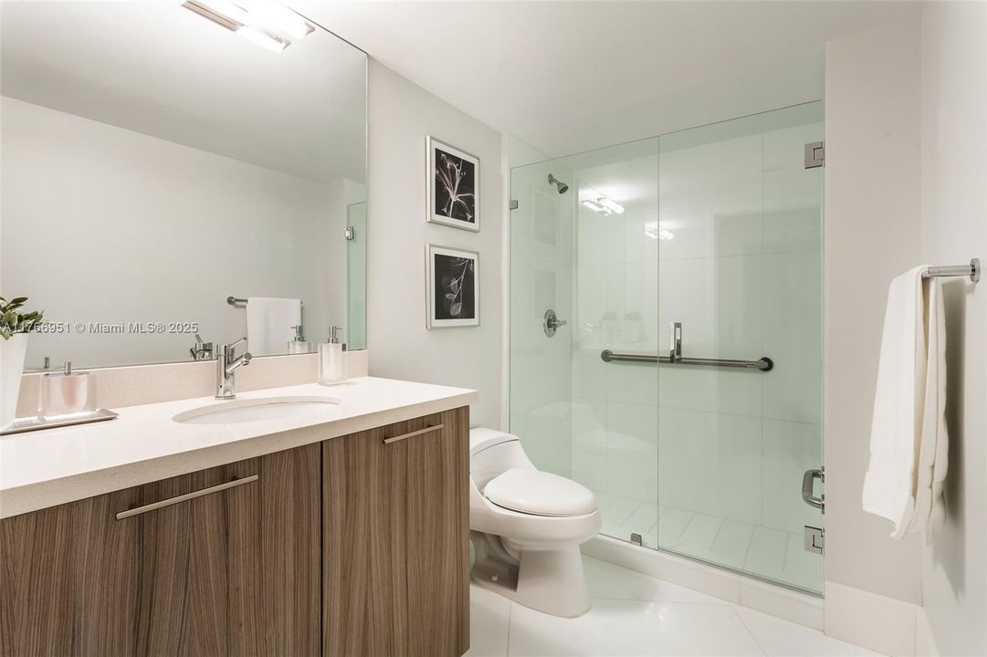 For Sale: $1,689,000 (3 beds, 3 baths, 1230 Square Feet)