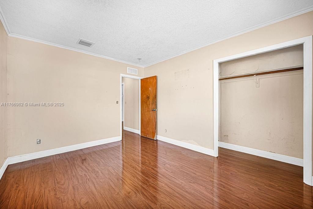 最近售出: $589,000 (3 贝兹, 2 浴室, 1444 平方英尺)