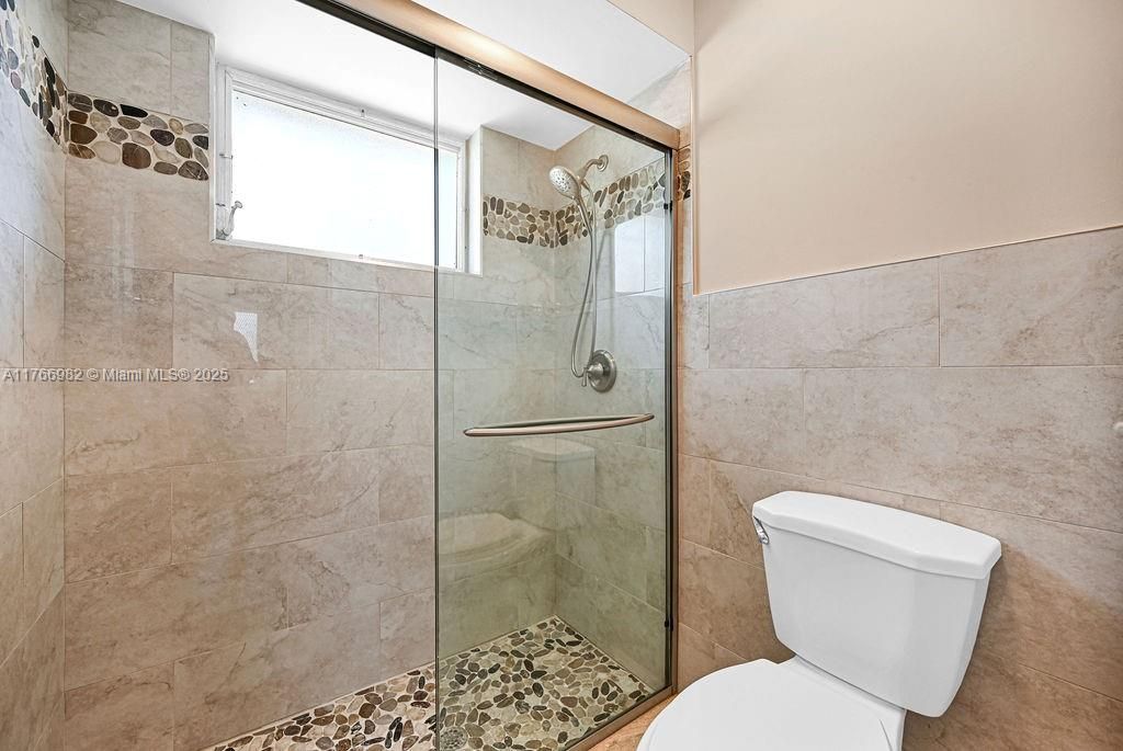 最近售出: $589,000 (3 贝兹, 2 浴室, 1444 平方英尺)