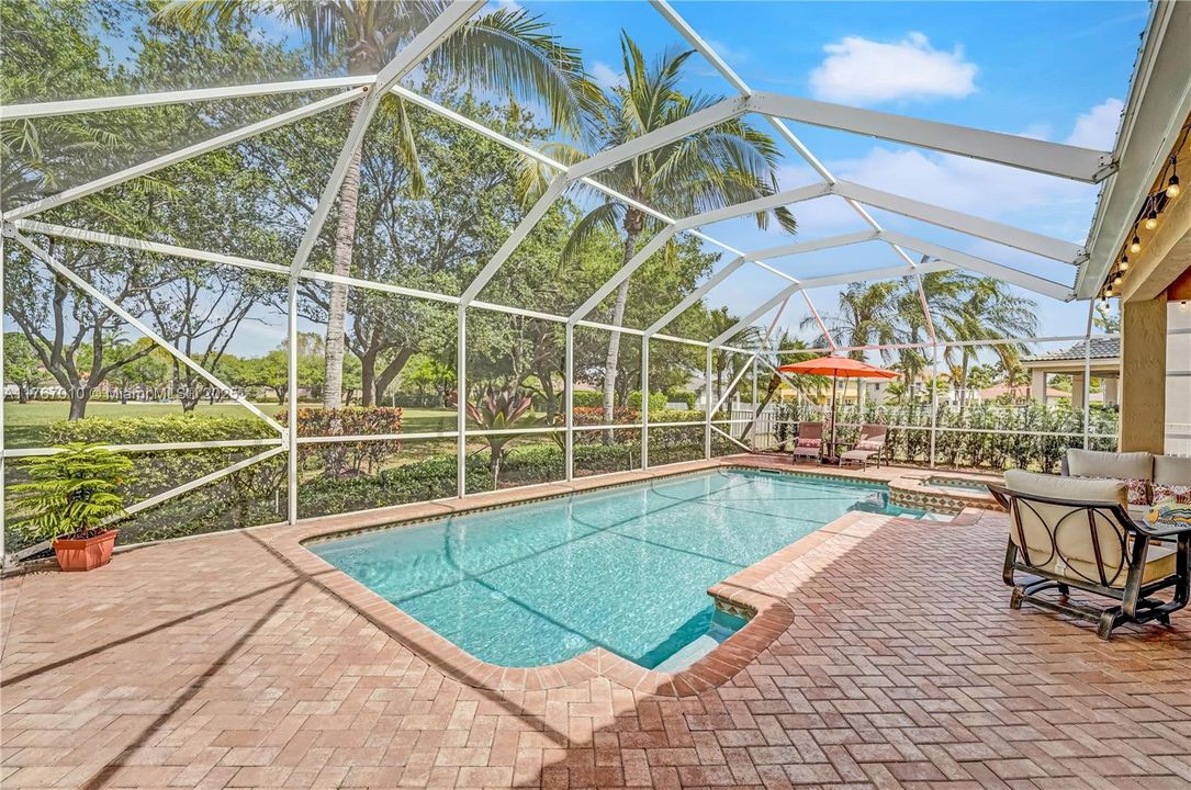 Недавно продано: $950,000 (5 спален, 4 ванн, 2798 Квадратных фут)