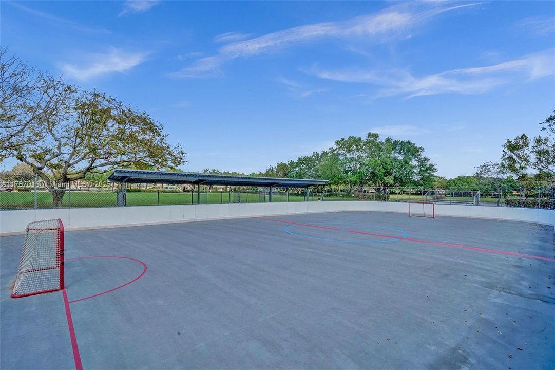 Недавно продано: $950,000 (5 спален, 4 ванн, 2798 Квадратных фут)