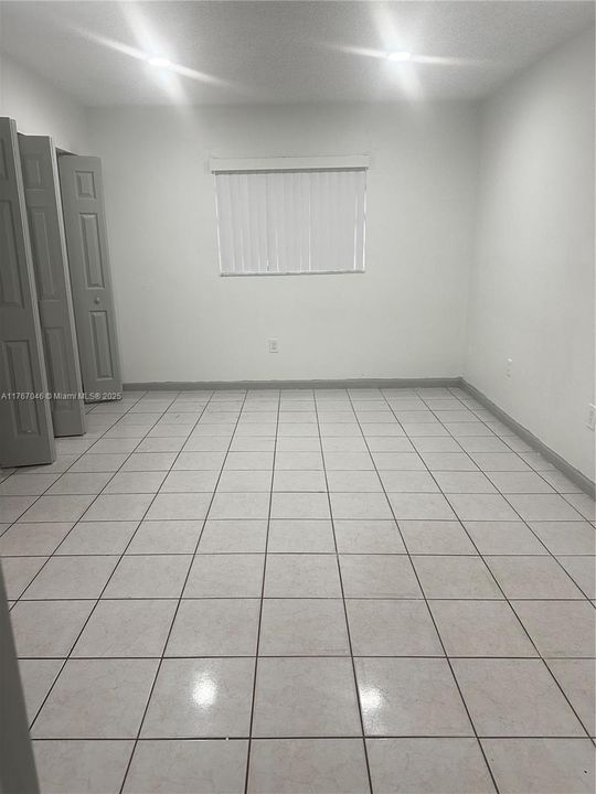 最近租的: $2,500 (3 贝兹, 2 浴室, 1196 平方英尺)