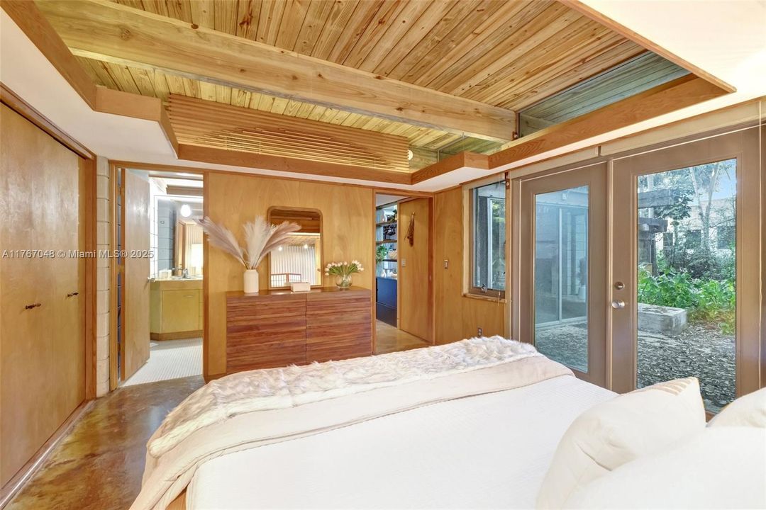 待售: $1,300,000 (4 贝兹, 2 浴室, 2193 平方英尺)