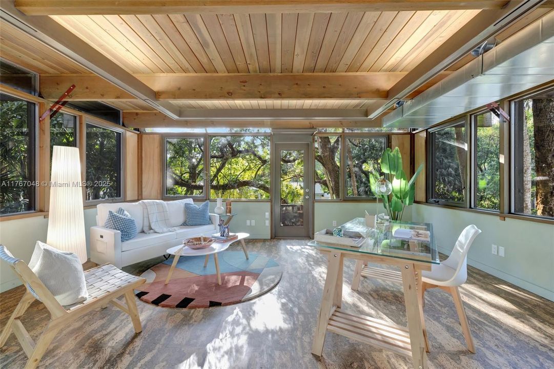 待售: $1,300,000 (4 贝兹, 2 浴室, 2193 平方英尺)