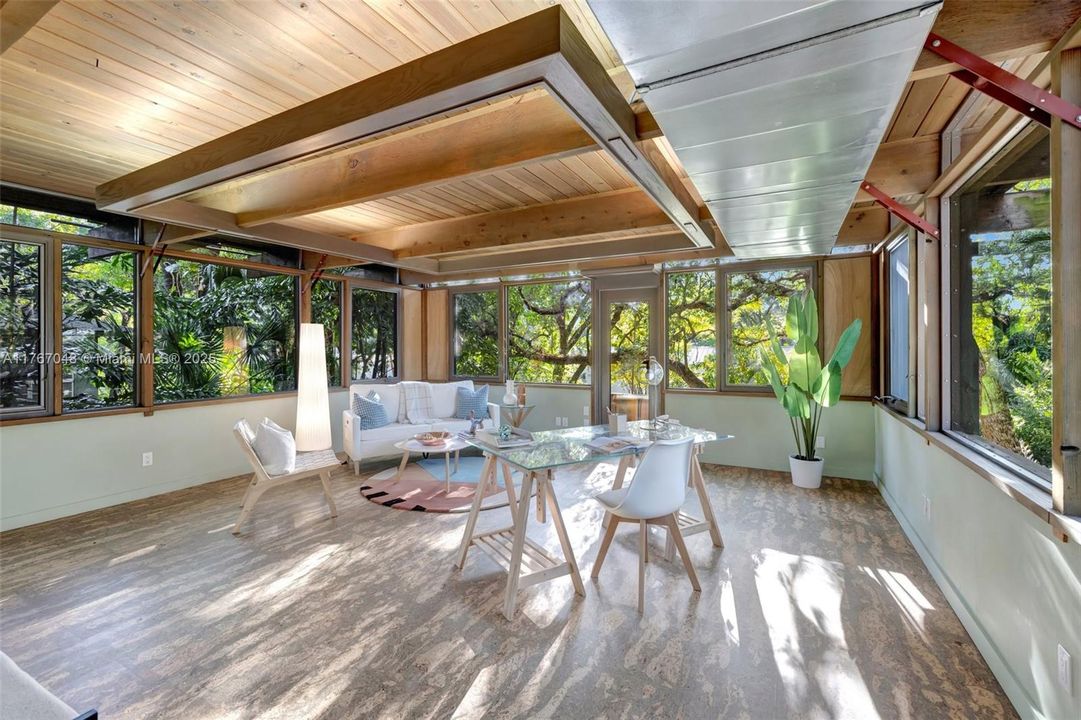 待售: $1,300,000 (4 贝兹, 2 浴室, 2193 平方英尺)