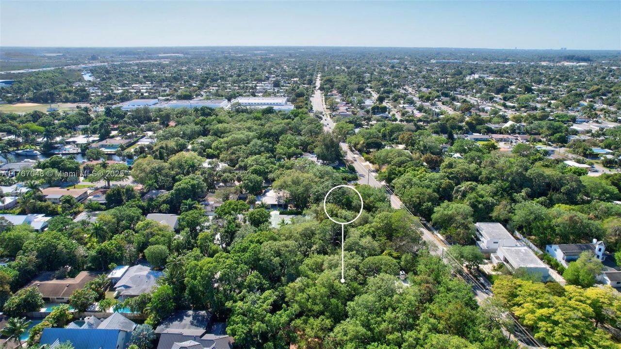 待售: $1,300,000 (4 贝兹, 2 浴室, 2193 平方英尺)