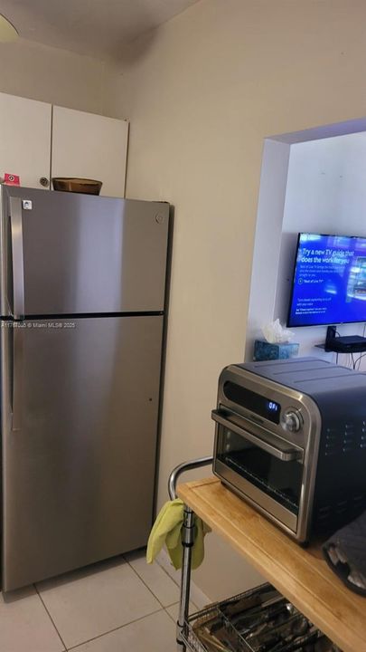 待售: $79,900 (1 贝兹, 1 浴室, 585 平方英尺)