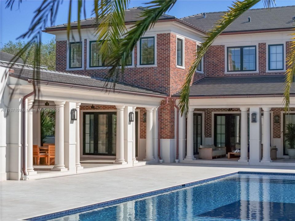 Recently Sold: $11,490,000 (7 beds, 8 baths, 7102 Square Feet)