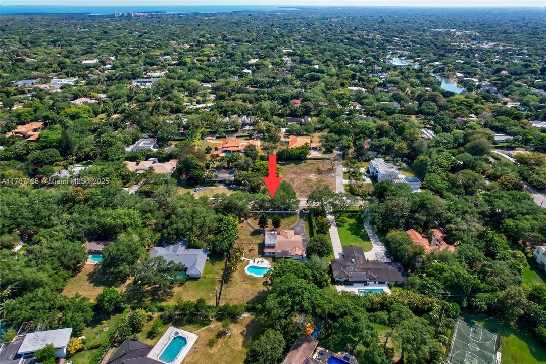 Recently Sold: $2,650,000 (4 beds, 3 baths, 3326 Square Feet)