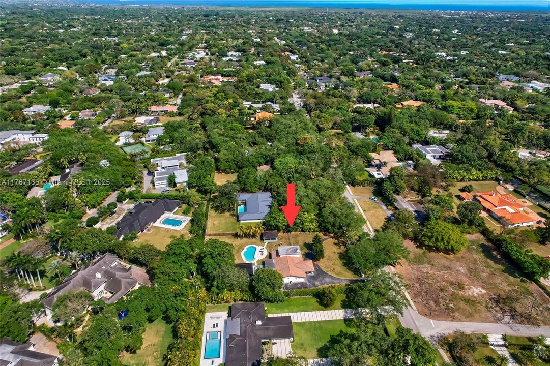 Recently Sold: $2,650,000 (4 beds, 3 baths, 3326 Square Feet)