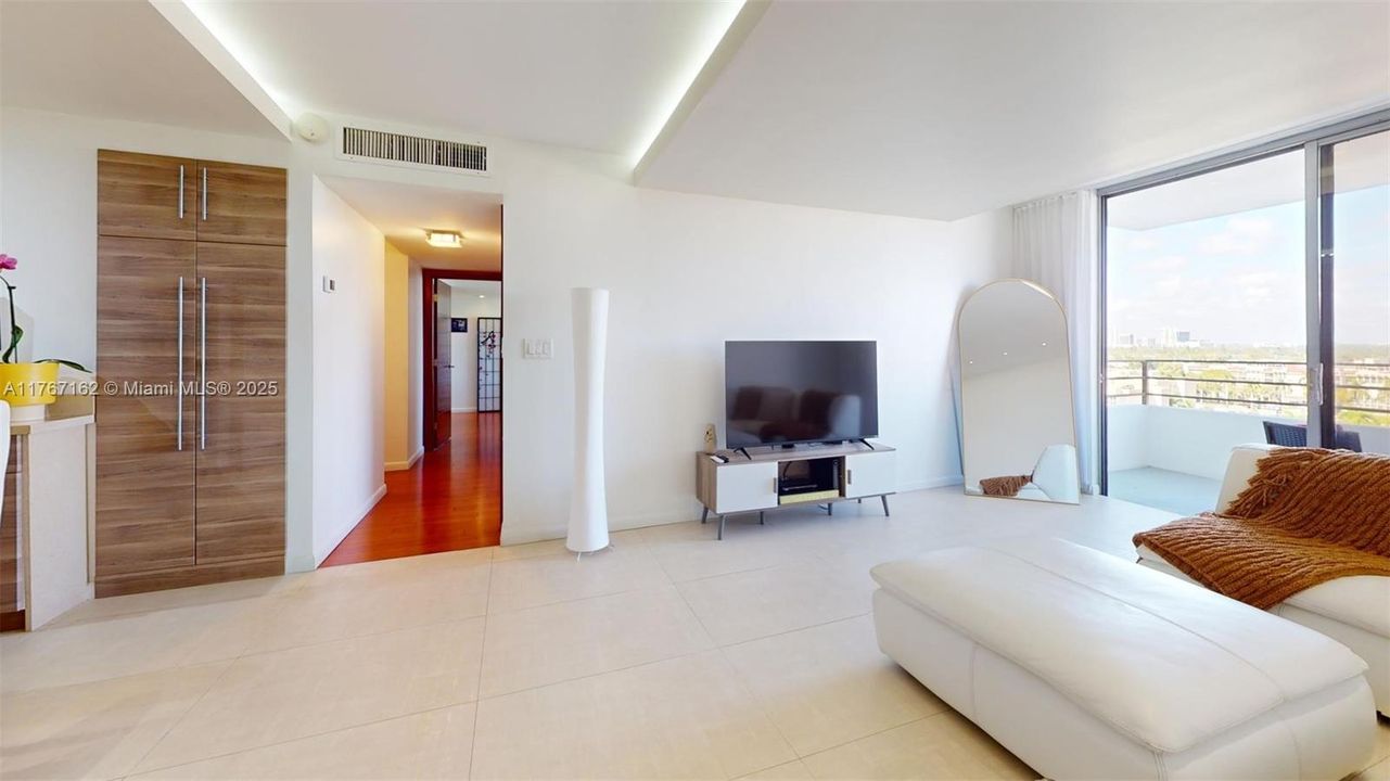 最近租的: $2,500 (2 贝兹, 2 浴室, 1400 平方英尺)