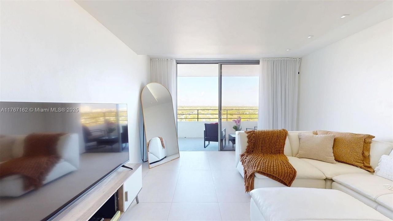 最近租的: $2,500 (2 贝兹, 2 浴室, 1400 平方英尺)